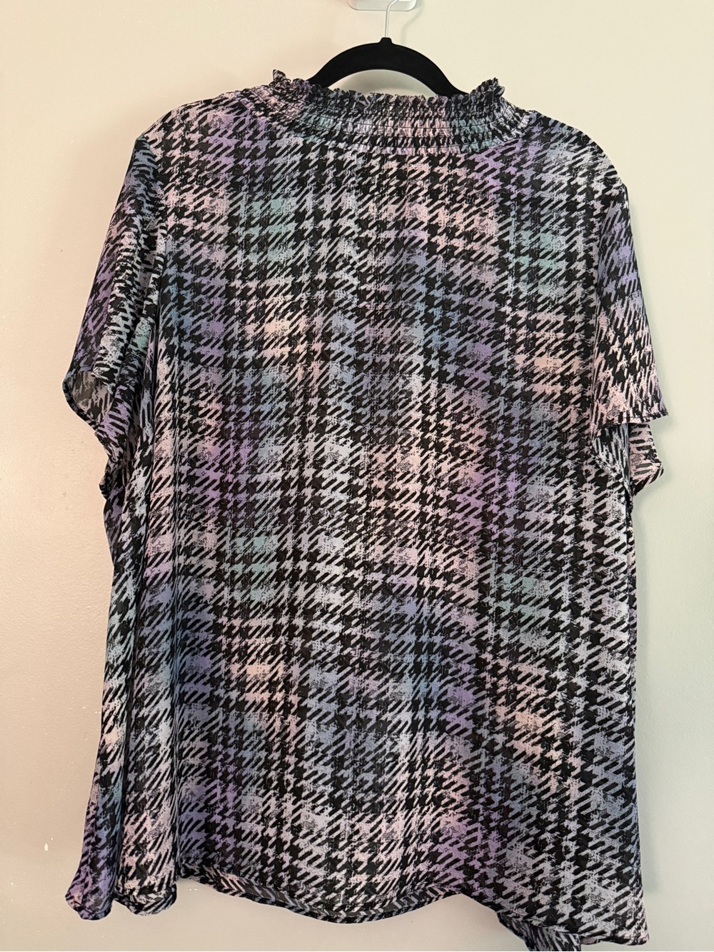 Torrid Sz 3 NWOT Pastel Plaid Short-Sleeve Top
